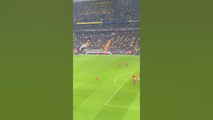 Fenerbahçe Manchester United maçı Osayi-Samuel in oyundan manidar bir dakika da çıkıyor #fenerbahçe