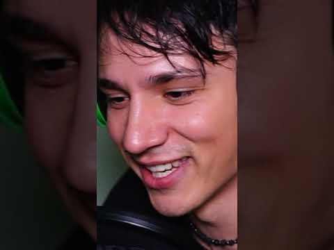 Знает ли Акинатор Миху Дзена? @mikhazen