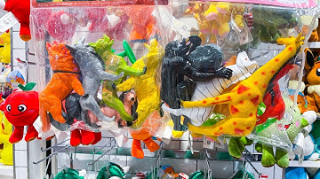 Review gian hàng đồ chơi ở trung tâm thương mại