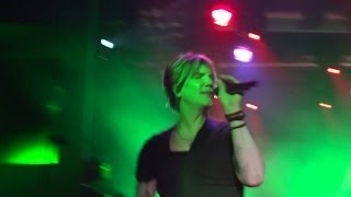 Goo Goo Dolls - Holly Jolly Christmas (Live on Carnival Imagination) 12/8/13