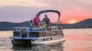 SUN TRACKER Boats: BASS BUGGY 16 DLX Fishing Pontoon