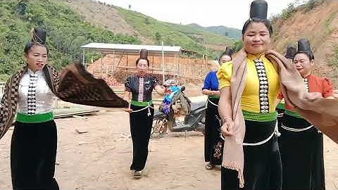 Tập múa pi nọng ơi âu căn tỏn le nơ 