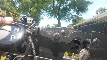 MAXXD  Roll-off Dump FLATBED  hooking up to the trailer PART 1