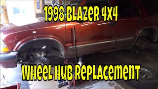 1998 Chevy Blazer 4x4 Front Wheel Hub/Bearing assembly