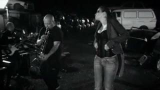 Video thumbnail of "Marlango - Shake The Moon"