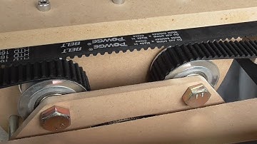 Another DIY CNC router, part 3 (more wiring, first movements)