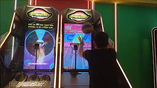 Legendary striker basketball acrade 2187 scores 9 Balls at Robinson Lifestyle Ratchaburi No.24