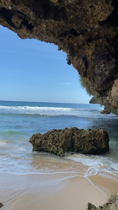📍Pantai Pudak : Ngadipuro, Wonotirto, Blitar Regency, East Java #pantaiblitar #pantaipudak