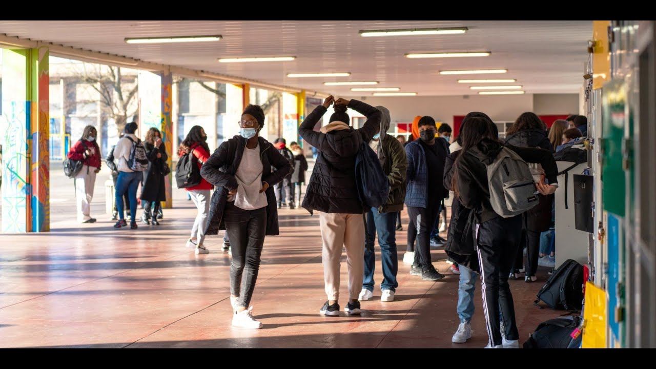 New Covid-19 : comment expliquer la hausse des contaminations à l'école ?