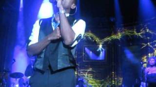 Maxwell - This womans work (Live)