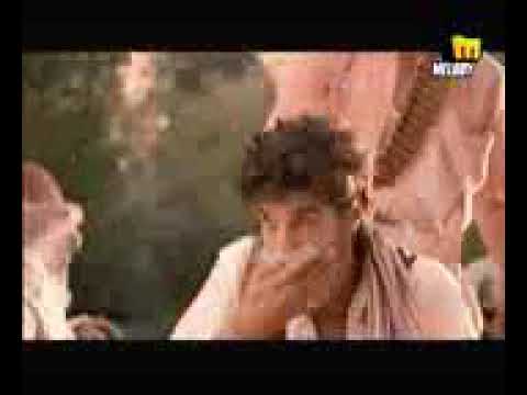 شو واثق بحاله شو قلبه قوي وقلبي من جماله دايب مستوي