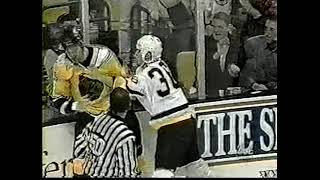 Matthew Barnaby vs Hal Gill - Mar 18, 2000