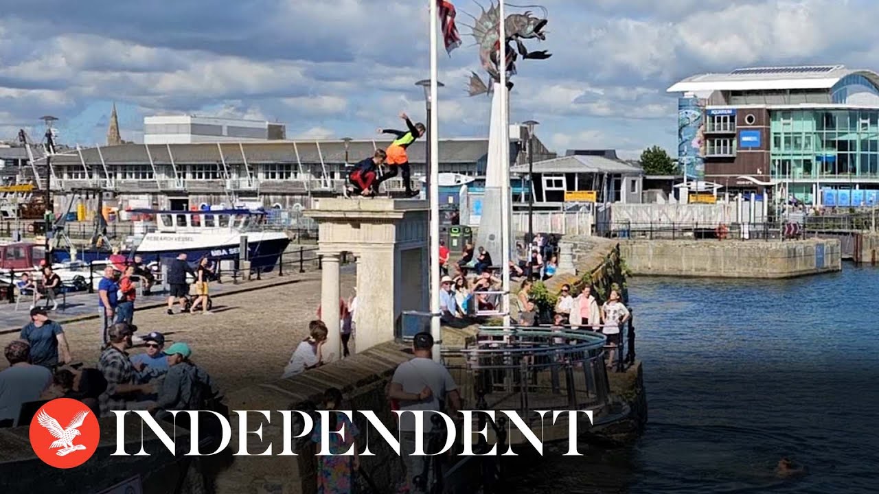 'Idiotic' teenagers slammed for jumping into sea from Plymouth's historic Mayflower steps