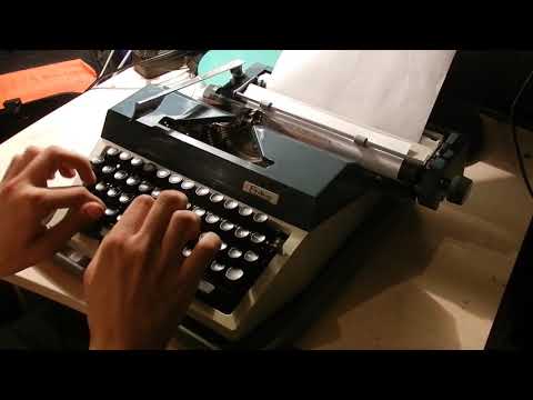 Пишущая / печатная машинка Erika 40 | typewriter
