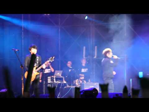 2014 高雄夢時代跨年演唱會 五月天-離開地球表面