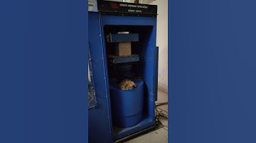 Compressive strength test of a concrete brick