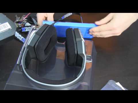 Razer Banshee Starcraft II USB Gaming Headset Unboxing & First Look Linus Tech Tips