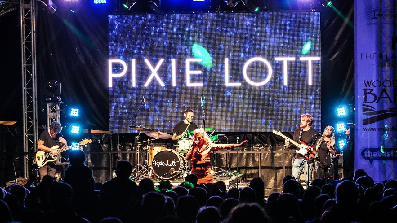 Pixie Lott at LeeStock 2019 with 'All About Tonight'