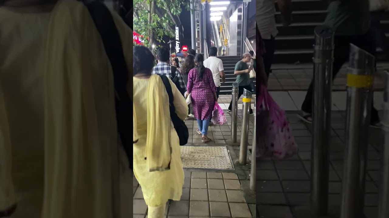 Malad West Metro Station