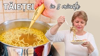 Quick noodles poured with a plastic bag, ready in 5 minutes  For soups and desserts!