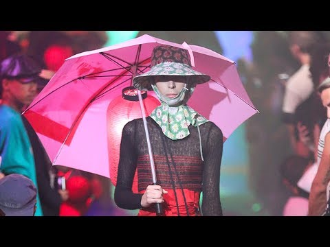 Raf Simons | Spring Summer 2018 Full Fashion Show | Exclusive