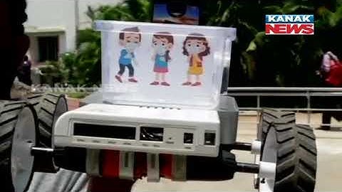 Robotic Engineers Develop GPS Control Robotic Van To Carry Medicines At Coimbatore