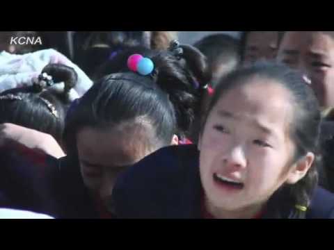 Kim Jong-il Dead - North Koreans cry hysterically