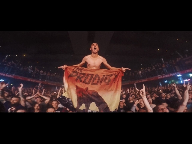 Орыс фильмдерінен секс көріністерін көріңіз Үлкен кеуделі әйелмен жыныстық қатынас