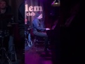 Cristian Poyo Moya Solo de piano Blues en el  Harlem Jazz club de Barcelona.