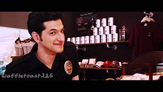 Ben Schwartz as Gino edit / 7 Rings x Anaconda