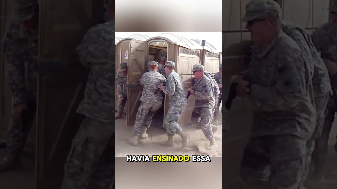 Soldados surpreendem seu comandante no banheiro químico 