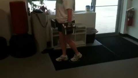 Val slide reverse lunge