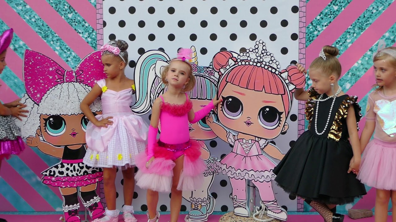 Лол парти микс1305. Куклы лол праздник. Станции для лол вечеринки. Вечеринка в стиле лол сюрпрайз. Lola party.