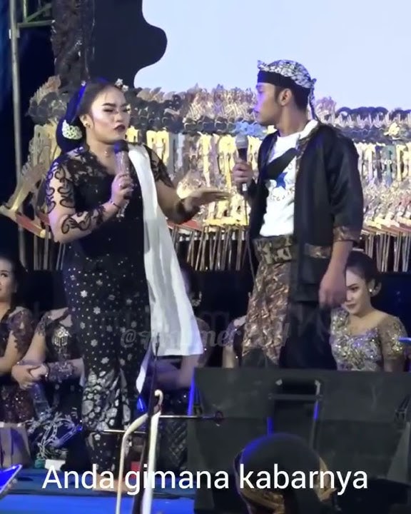 Ciuman Maut Manohara ke Cak Percil