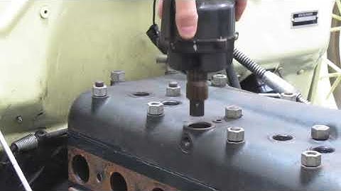 Ford Model A - distributor removal and install