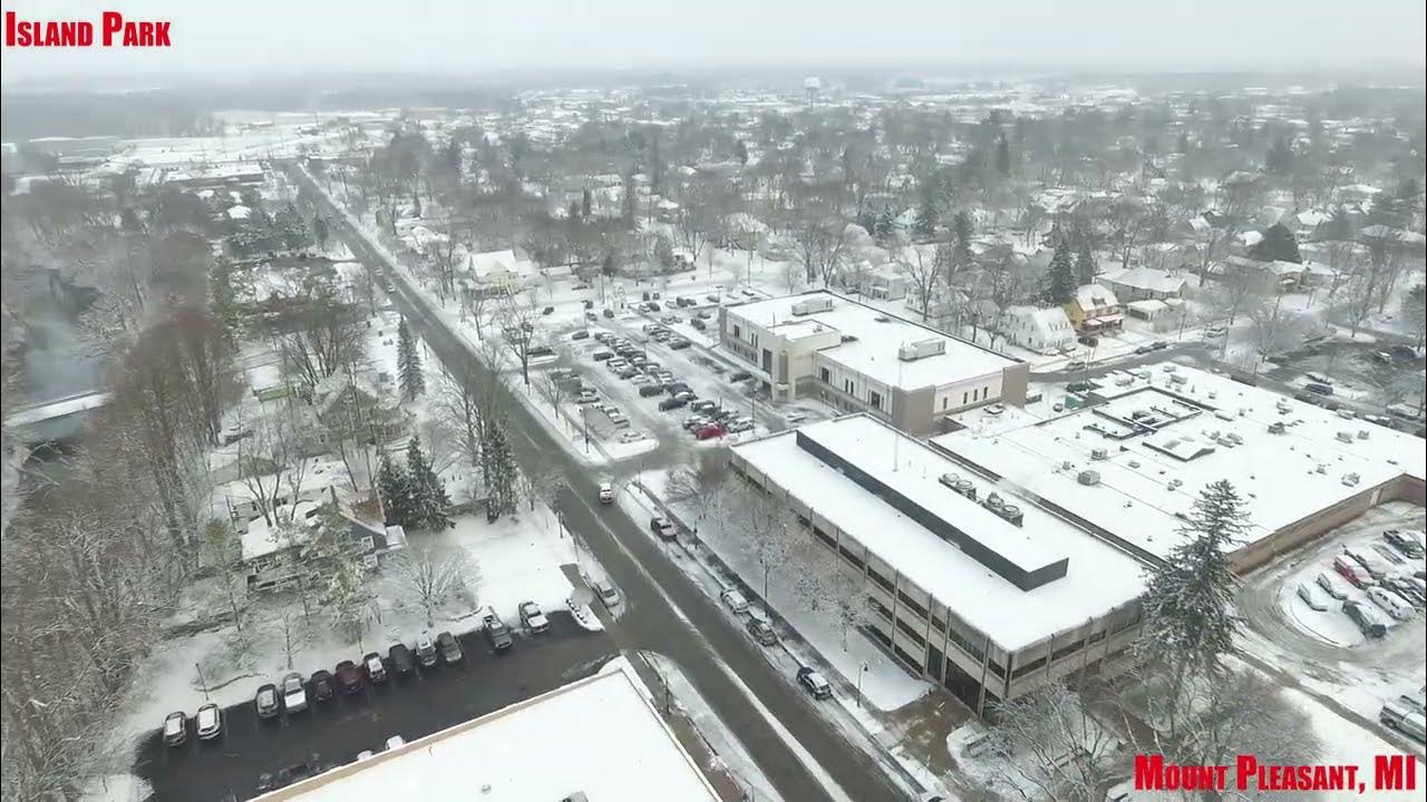 Island Park Mount Pleasant Michigan Winter Storm 2023 Drone
