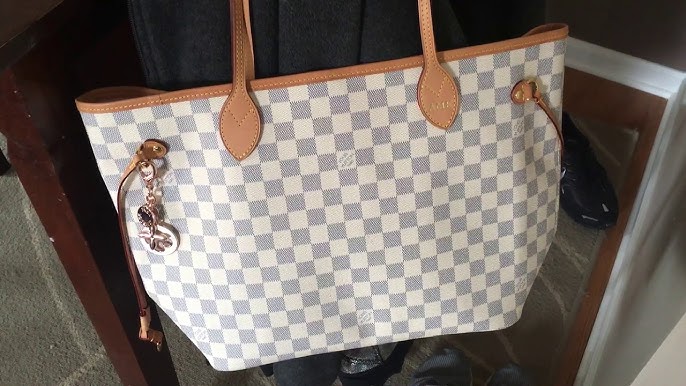 Louis Vuitton Damier Ebene Berkeley Excellent - Depop