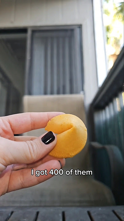 Buying 400 Fortune Cookies 🥠