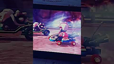 Foxarocious Plays Mario Kart 8 Deluxe