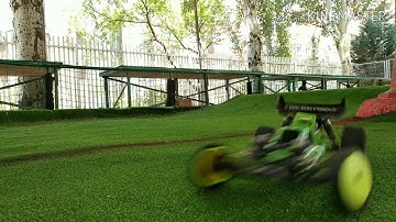 Jumping with TLR 22 1.0.