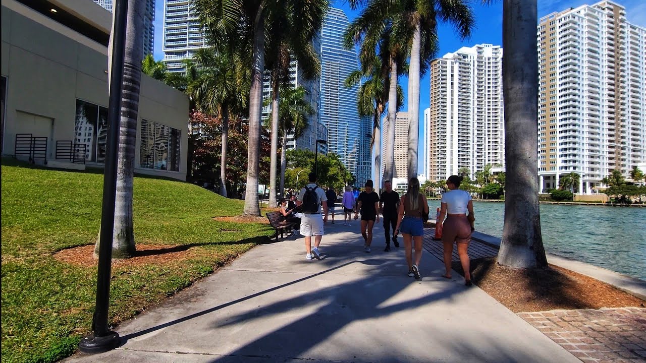 4K Brickell Neighborhood , Winter Cycling Virtual Travel Tour , Miami FL , February 2026