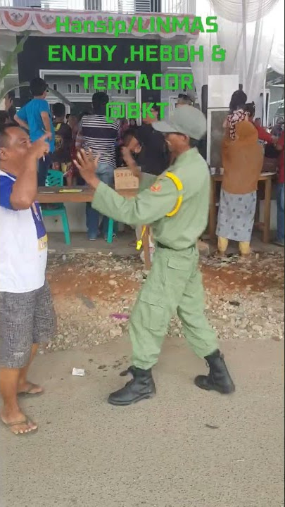 Linmas or Hansip Enjoy meskipun menjalani tugas nya #viralshorts