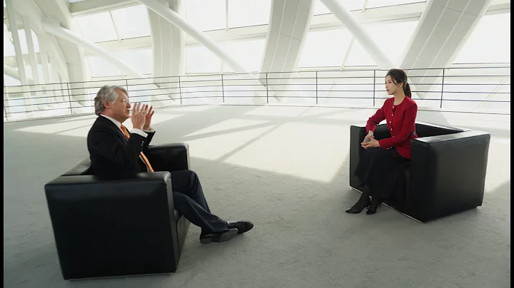 Phoenix TV Anchor Nancie Zhu Talks with Jörg Wuttke.  风云对话主持人朱梓橦专访伍德克。E2 - DayDayNews