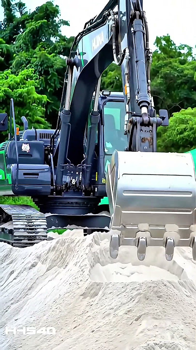 HUINA RC Excavator & Dump Truck in Action! | Realistic Mini Construction Site #rcshorts #rccar