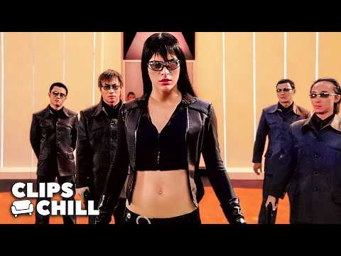 Violet los Derrota a Todos Sin Tocarlos | Ultravioleta (Milla Jovovich)
