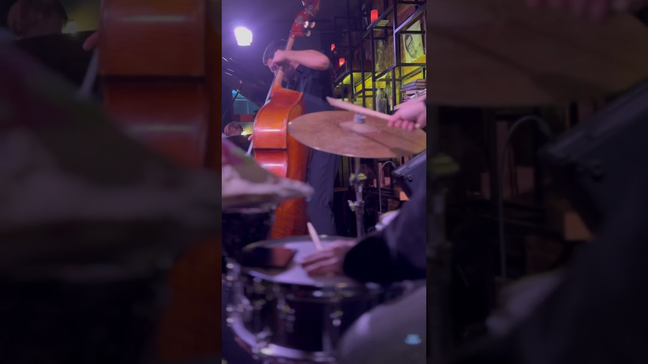 illo.trio - Reminiscence 