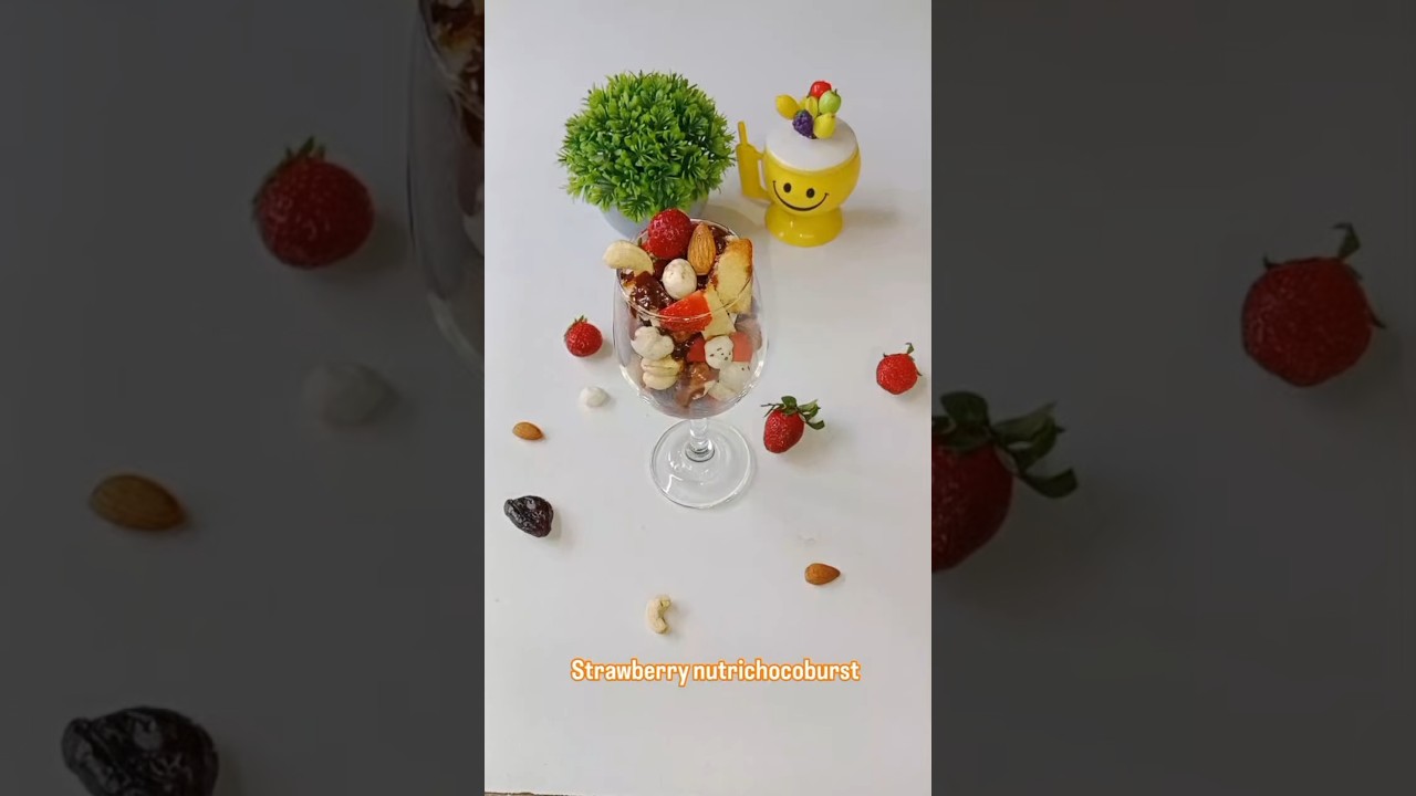 Strawberry nutrichocoburst is an easy dessert|#shorts#happyfestivefeasts #trendingrecipe#strawberry