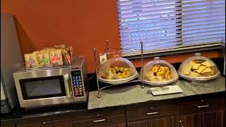 Breakfast in the hotel Sleep Inn & Suites Page at Lake Powell