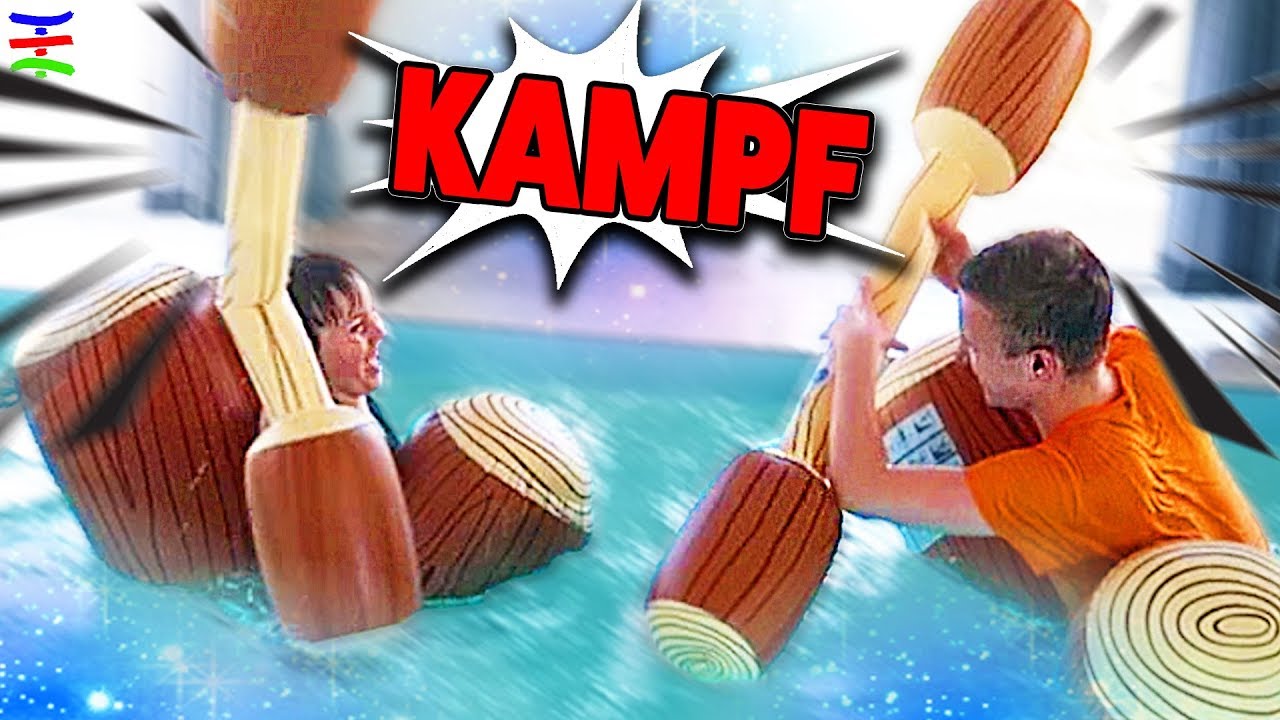 WER BLEIBT LÄNGER OBEN? 🌊 5 Minuten trocken bleiben - Challenge  🤣 KRASS TipTapTube