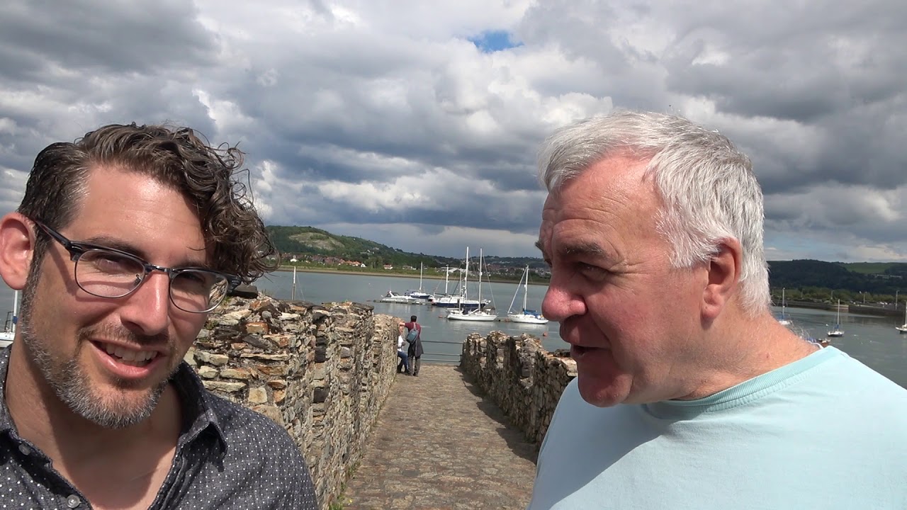 Paul Rimmer visits the historic Welsh town of Conwy - YouTube